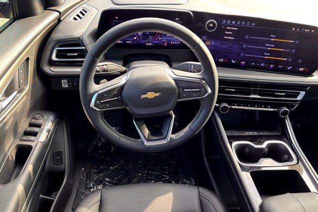 used 2025 Chevrolet Traverse car, priced at $42,977