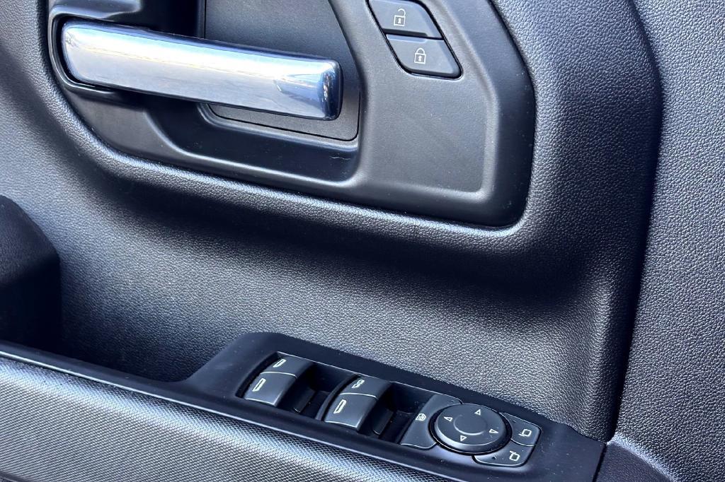 used 2022 Chevrolet Silverado 1500 car, priced at $33,977