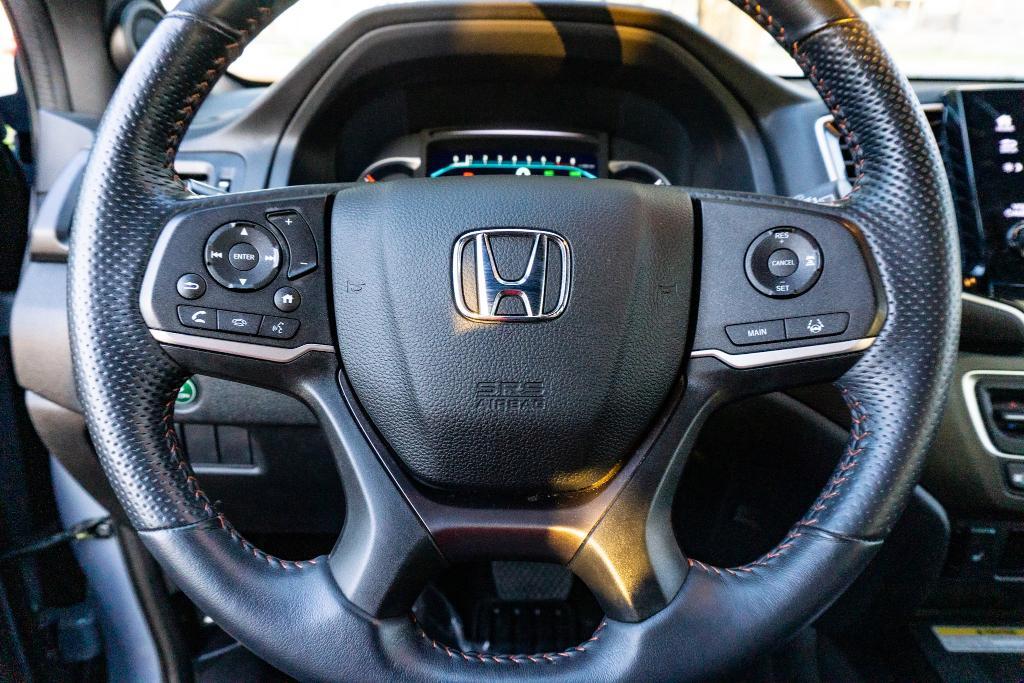 used 2022 Honda Pilot car, priced at $33,995