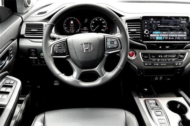 new 2025 Honda Ridgeline car, priced at $47,985