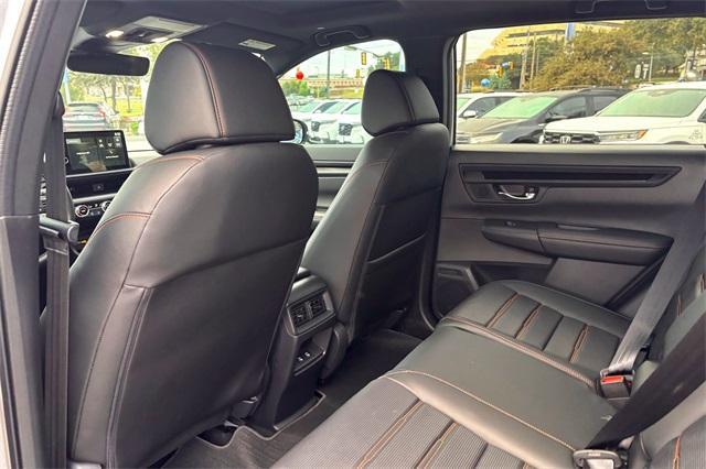 new 2026 Honda CR-V Hybrid car, priced at $40,175