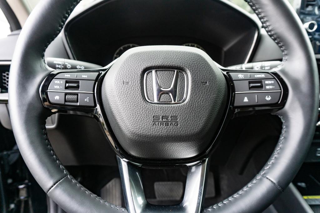 used 2025 Honda CR-V car, priced at $34,995