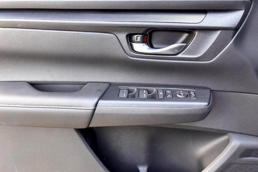 used 2023 Honda CR-V car, priced at $30,977