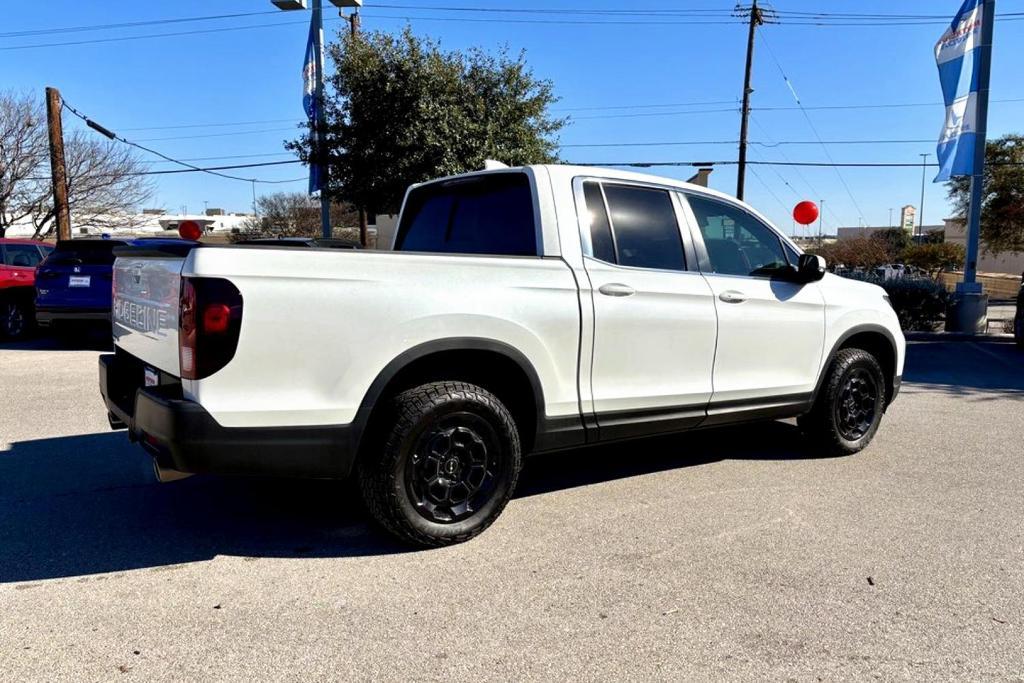 used 2025 Honda Ridgeline car, priced at $43,895