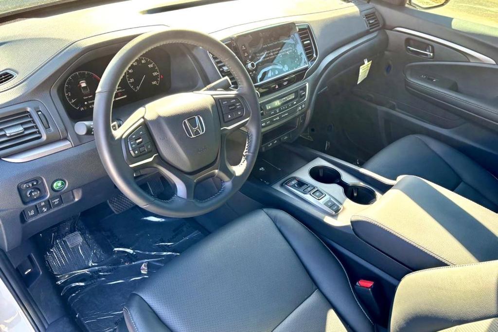 used 2025 Honda Ridgeline car, priced at $43,895