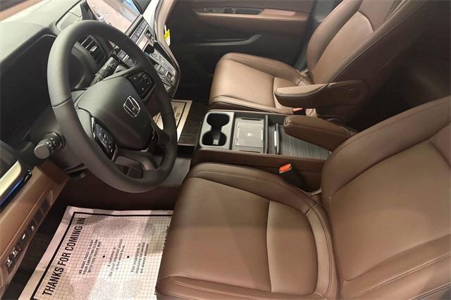 new 2026 Honda Odyssey car, priced at $49,995