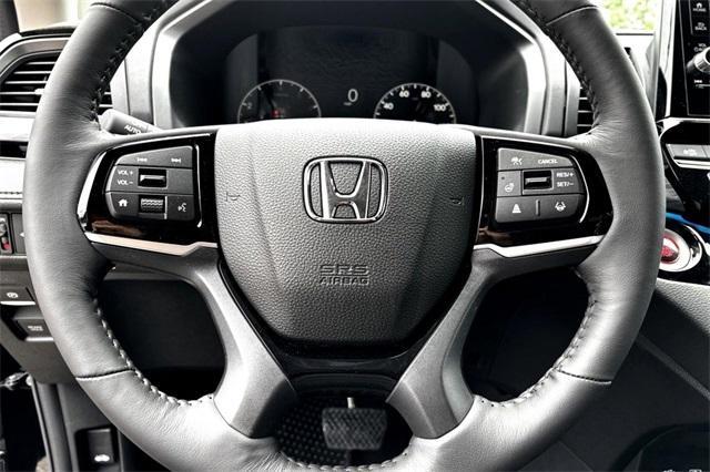new 2025 Honda Odyssey car, priced at $52,630