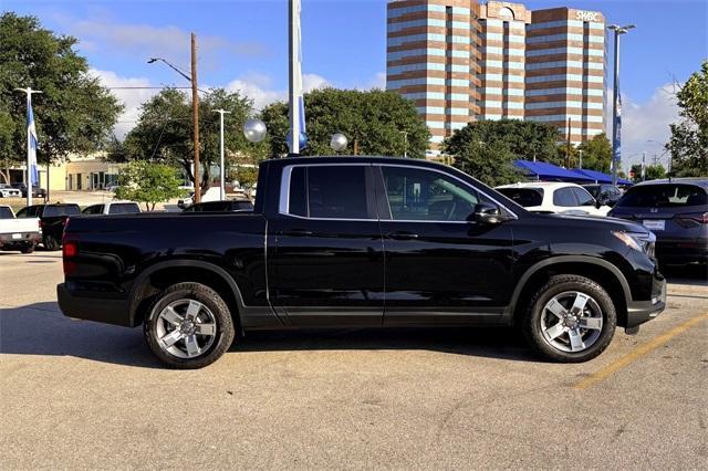 new 2025 Honda Ridgeline car, priced at $44,430