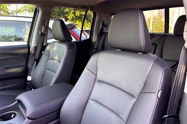 new 2025 Honda Ridgeline car, priced at $44,430