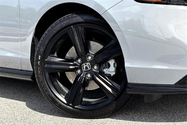 new 2025 Honda Accord Hybrid car, priced at $36,980
