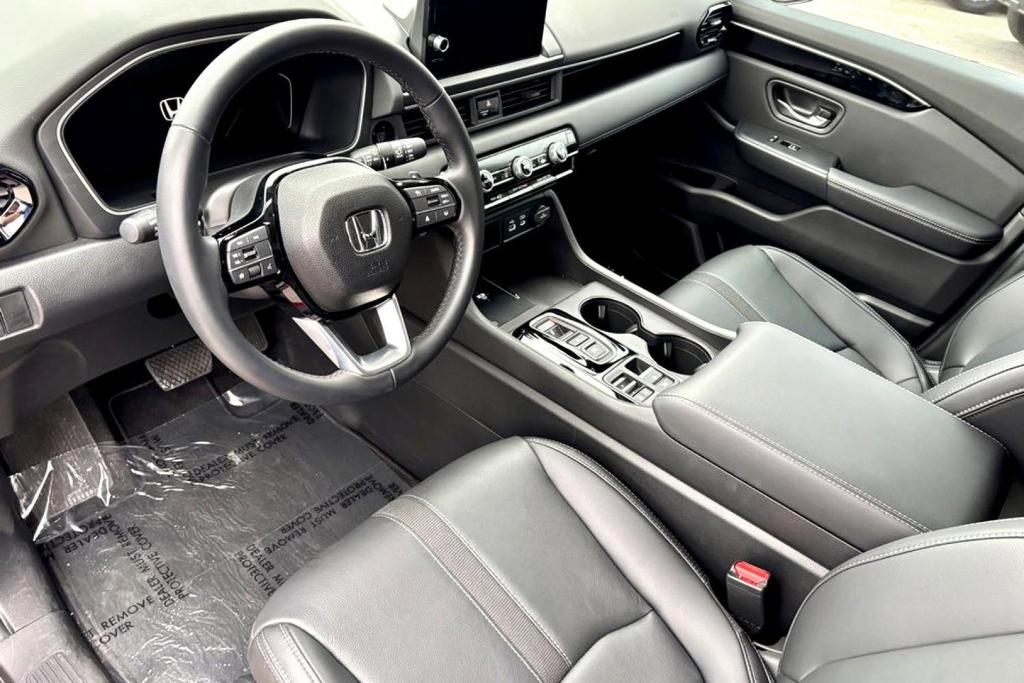 used 2024 Honda Pilot car, priced at $41,277