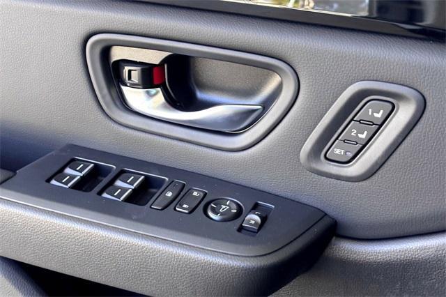 new 2025 Honda Pilot car, priced at $51,305