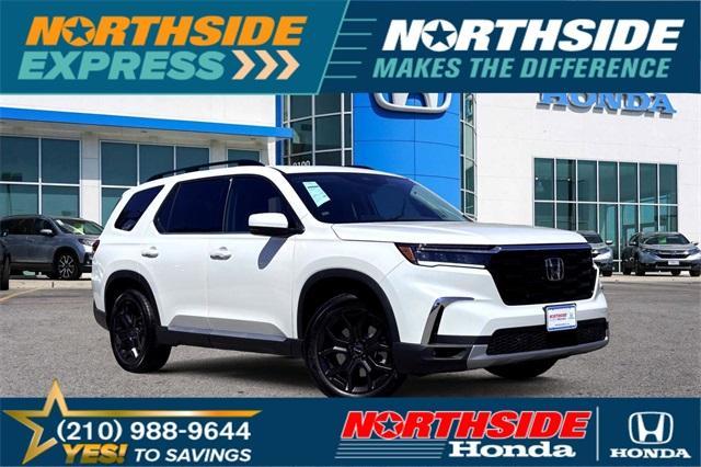 new 2025 Honda Pilot car, priced at $51,305