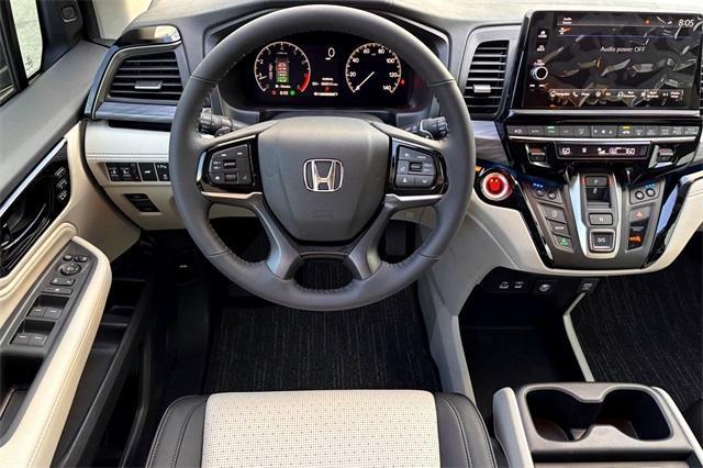 new 2026 Honda Odyssey car, priced at $54,335