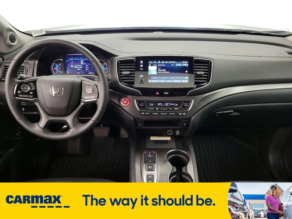 used 2022 Honda Pilot car, priced at $30,998