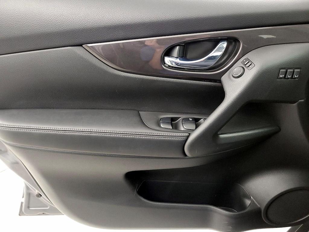 used 2019 Nissan Rogue car, priced at $18,998