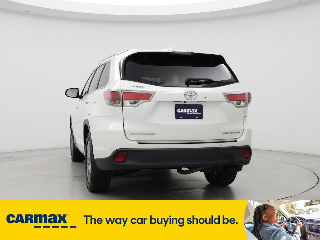 used 2015 Toyota Highlander car, priced at $21,998