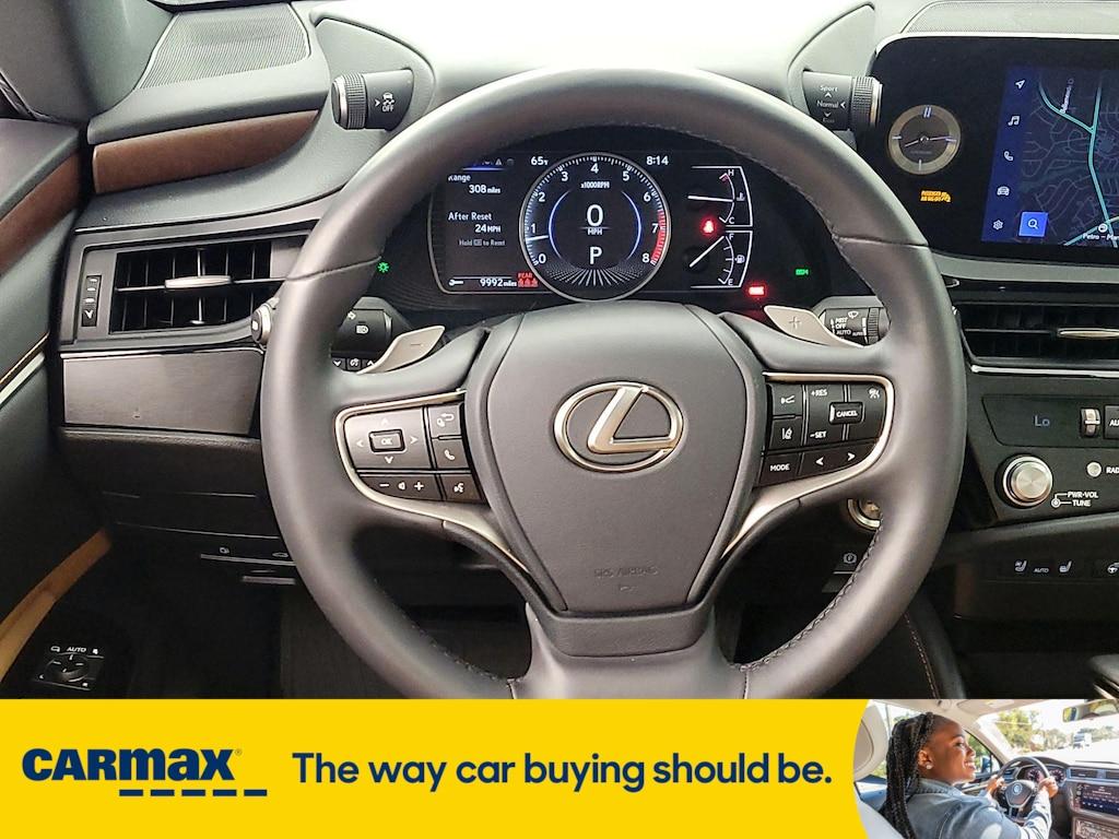 used 2025 Lexus ES 350 car, priced at $51,998