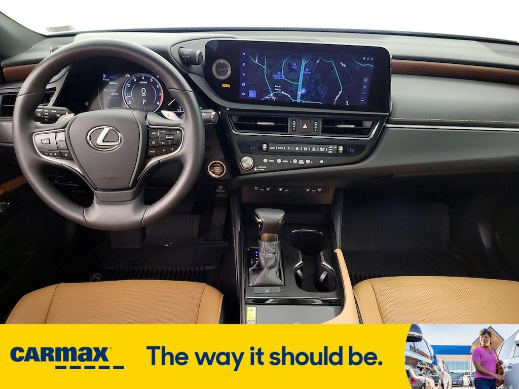used 2025 Lexus ES 350 car, priced at $51,998