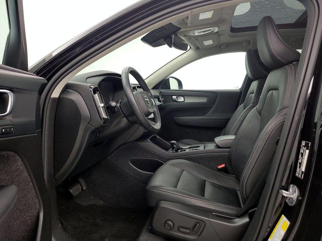 used 2024 Volvo XC40 car, priced at $32,998