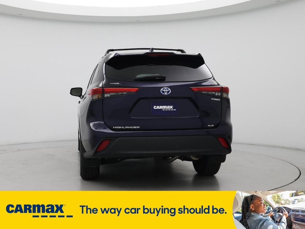 used 2021 Toyota Highlander Hybrid car, priced at $36,998