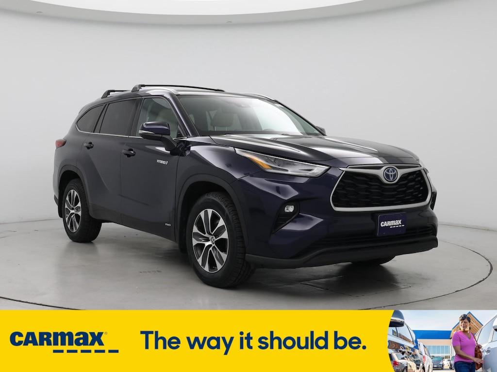 used 2021 Toyota Highlander Hybrid car, priced at $36,998