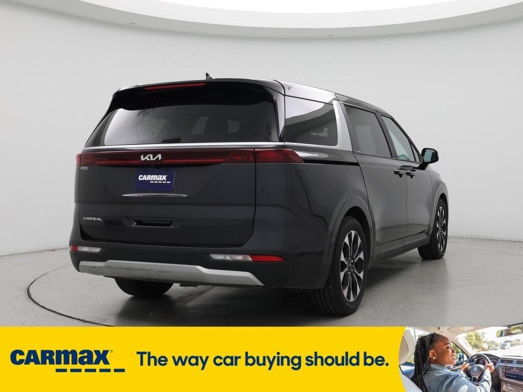 used 2023 Kia Carnival car, priced at $32,998