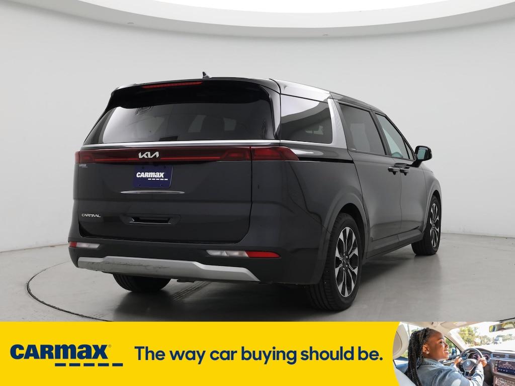 used 2023 Kia Carnival car, priced at $32,998