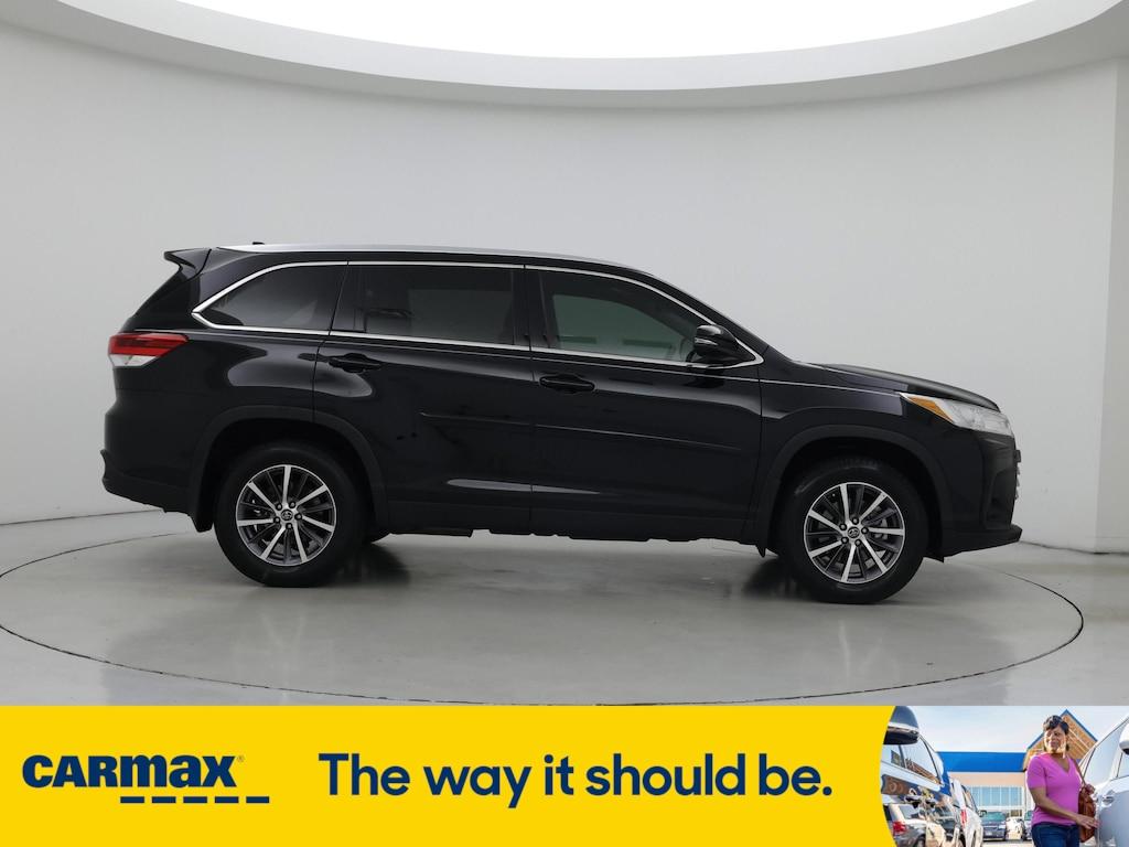 used 2019 Toyota Highlander car, priced at $34,998