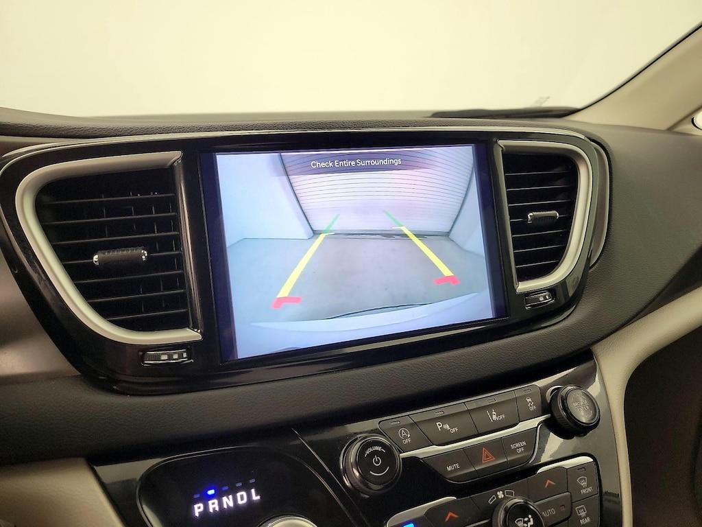 used 2024 Chrysler Pacifica car, priced at $35,998