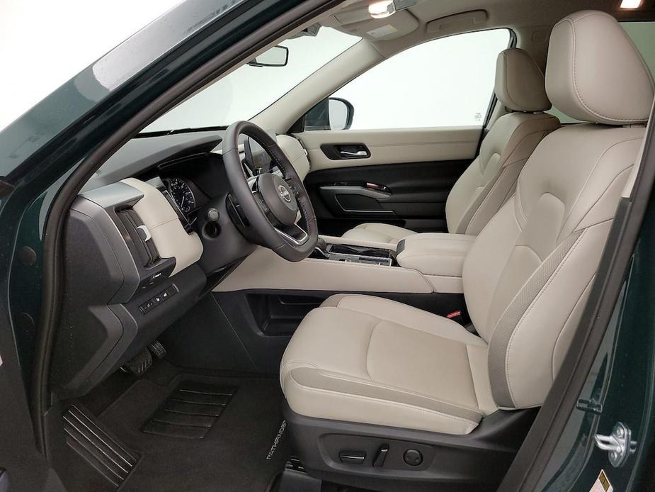 used 2023 Nissan Pathfinder car, priced at $32,998