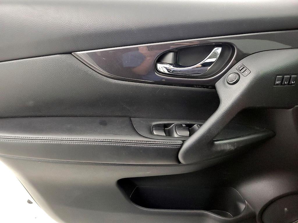 used 2020 Nissan Rogue car, priced at $23,998