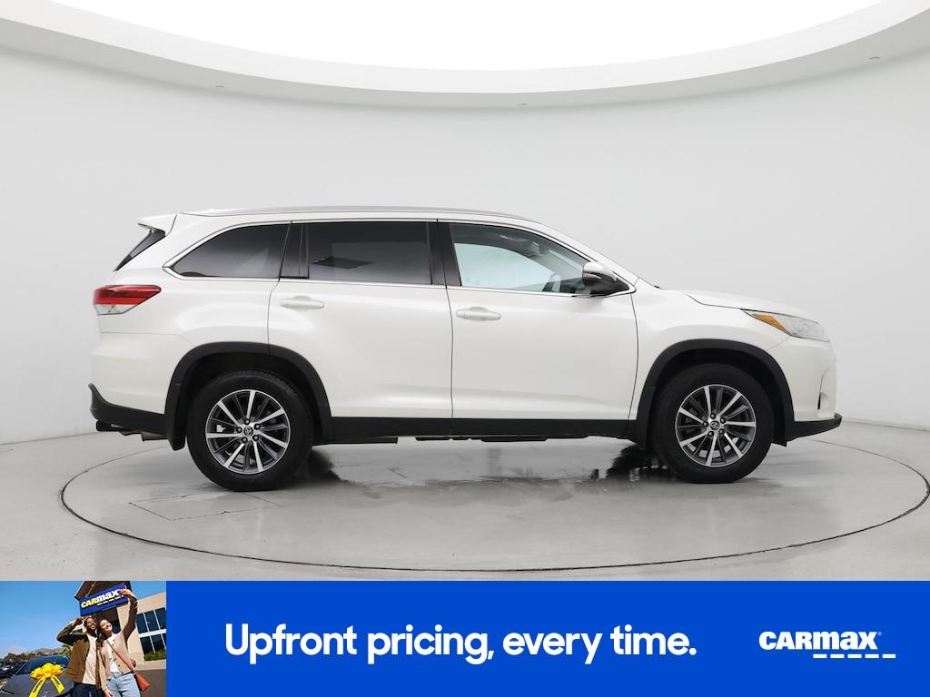 used 2019 Toyota Highlander car, priced at $27,998