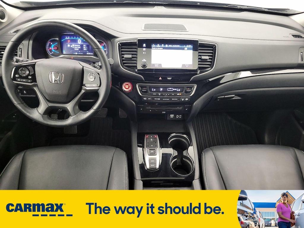 used 2021 Honda Pilot car, priced at $32,998