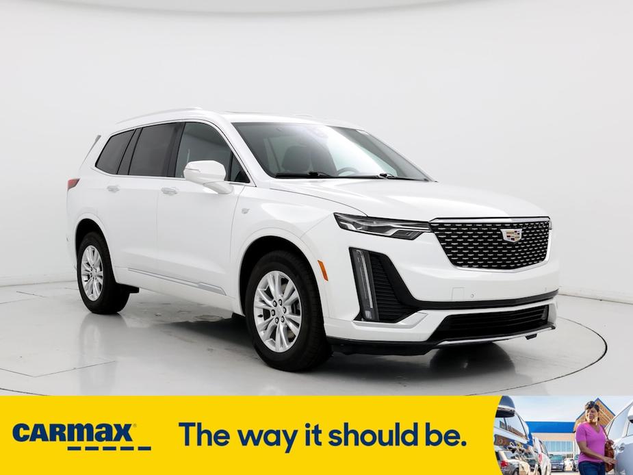 used 2022 Cadillac XT6 car, priced at $35,998