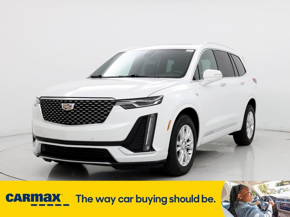 used 2022 Cadillac XT6 car, priced at $35,998