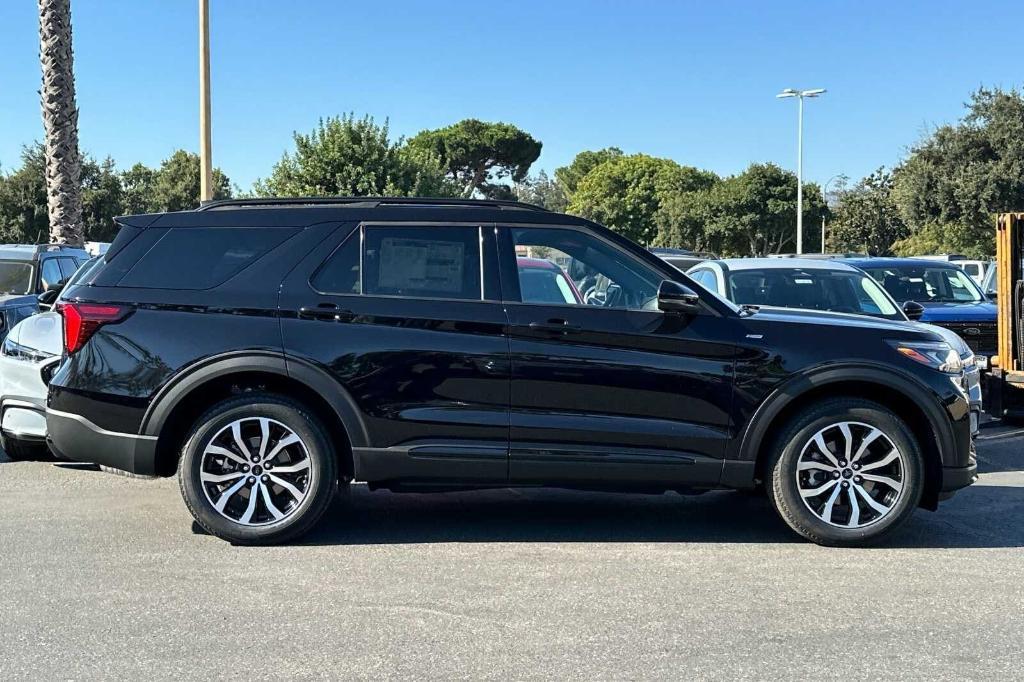 new 2025 Ford Explorer car, priced at $44,110