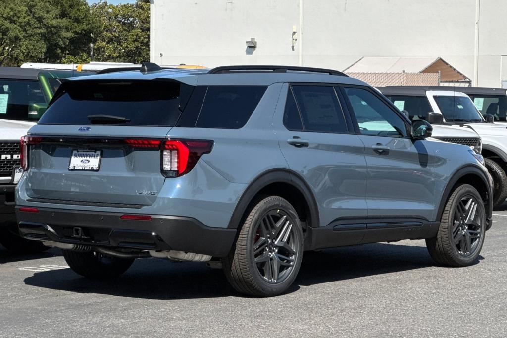 new 2025 Ford Explorer car, priced at $47,708