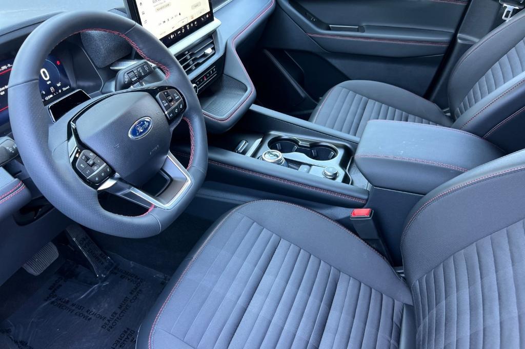 used 2025 Ford Explorer car, priced at $47,995