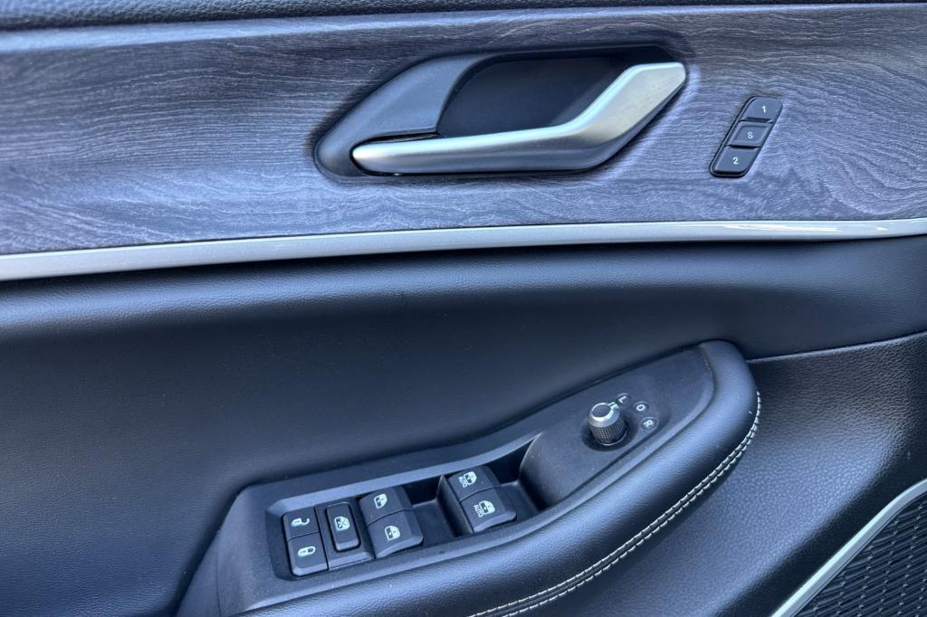 used 2023 Jeep Grand Cherokee 4xe car, priced at $26,995