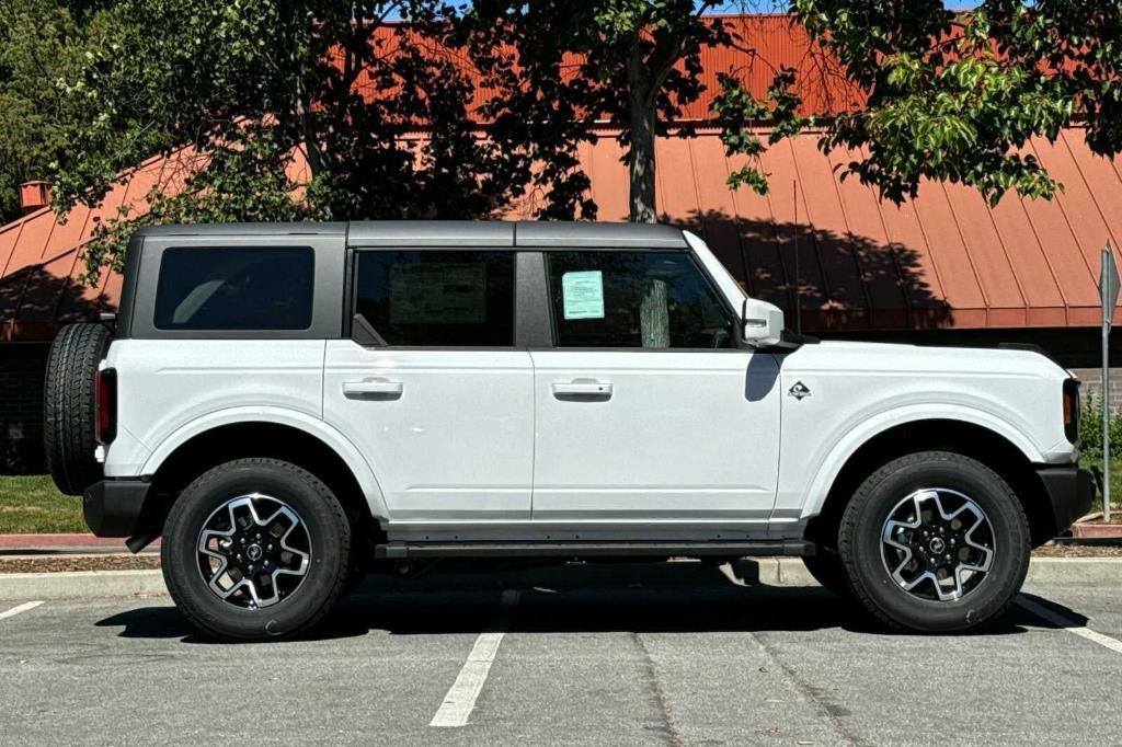 new 2024 Ford Bronco car, priced at $52,507