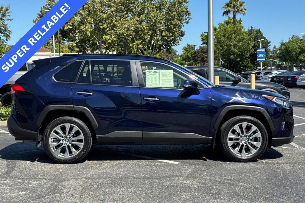used 2020 Toyota RAV4 car, priced at $29,991