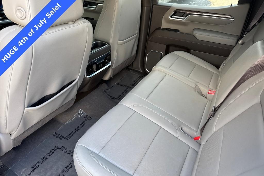 used 2022 Chevrolet Silverado 1500 car, priced at $42,995