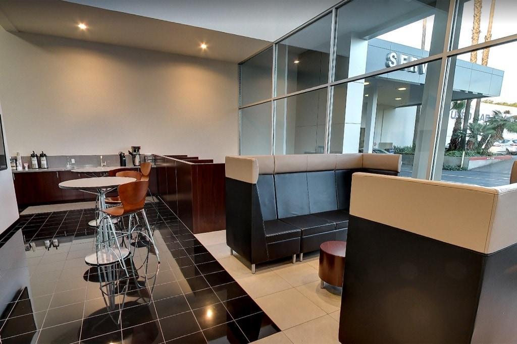 used 2021 Jeep Grand Cherokee car, priced at $21,995