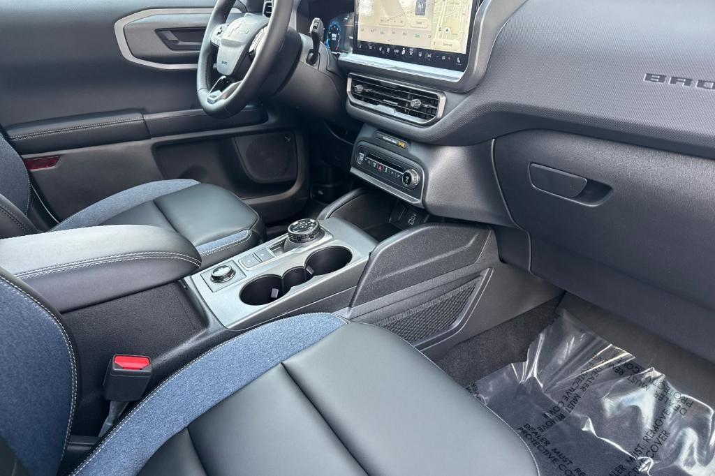 new 2025 Ford Bronco Sport car, priced at $39,759