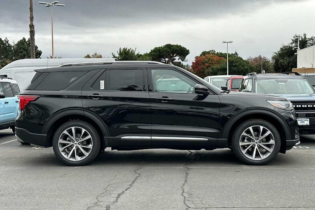 new 2025 Ford Explorer car, priced at $56,818