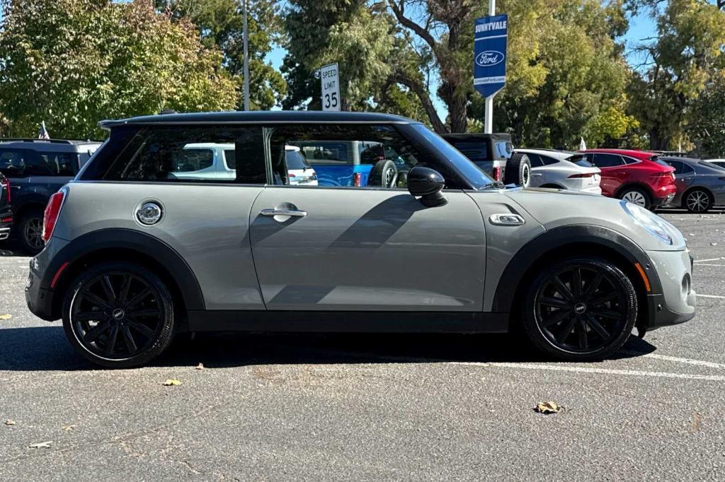 used 2018 MINI Hardtop car, priced at $16,995