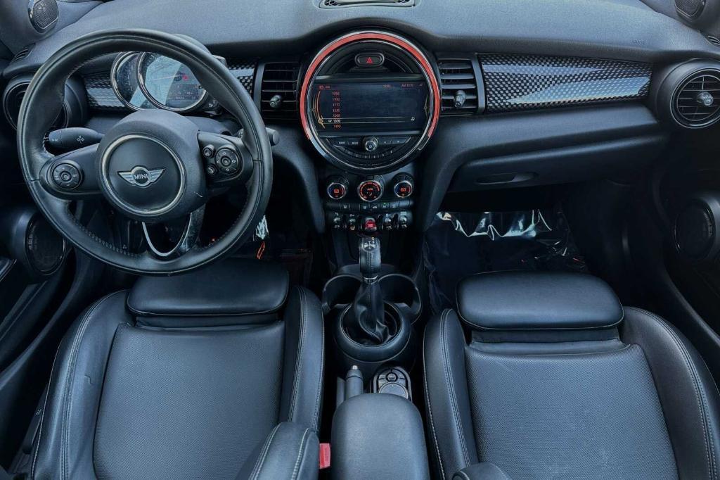 used 2018 MINI Hardtop car, priced at $16,995