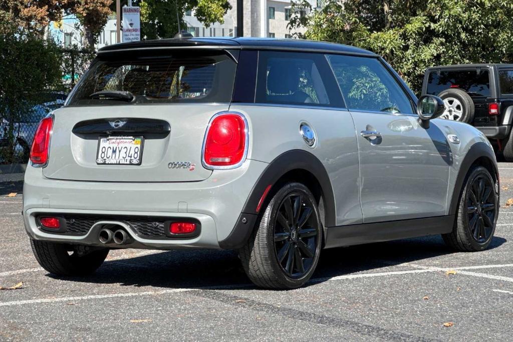 used 2018 MINI Hardtop car, priced at $16,995