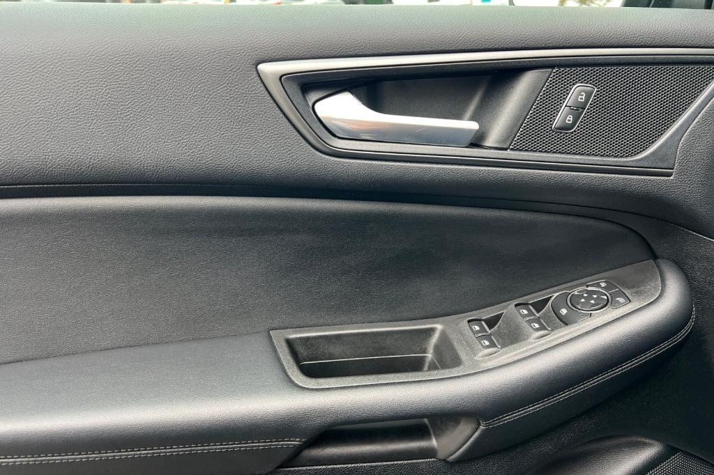 used 2022 Ford Edge car, priced at $22,991